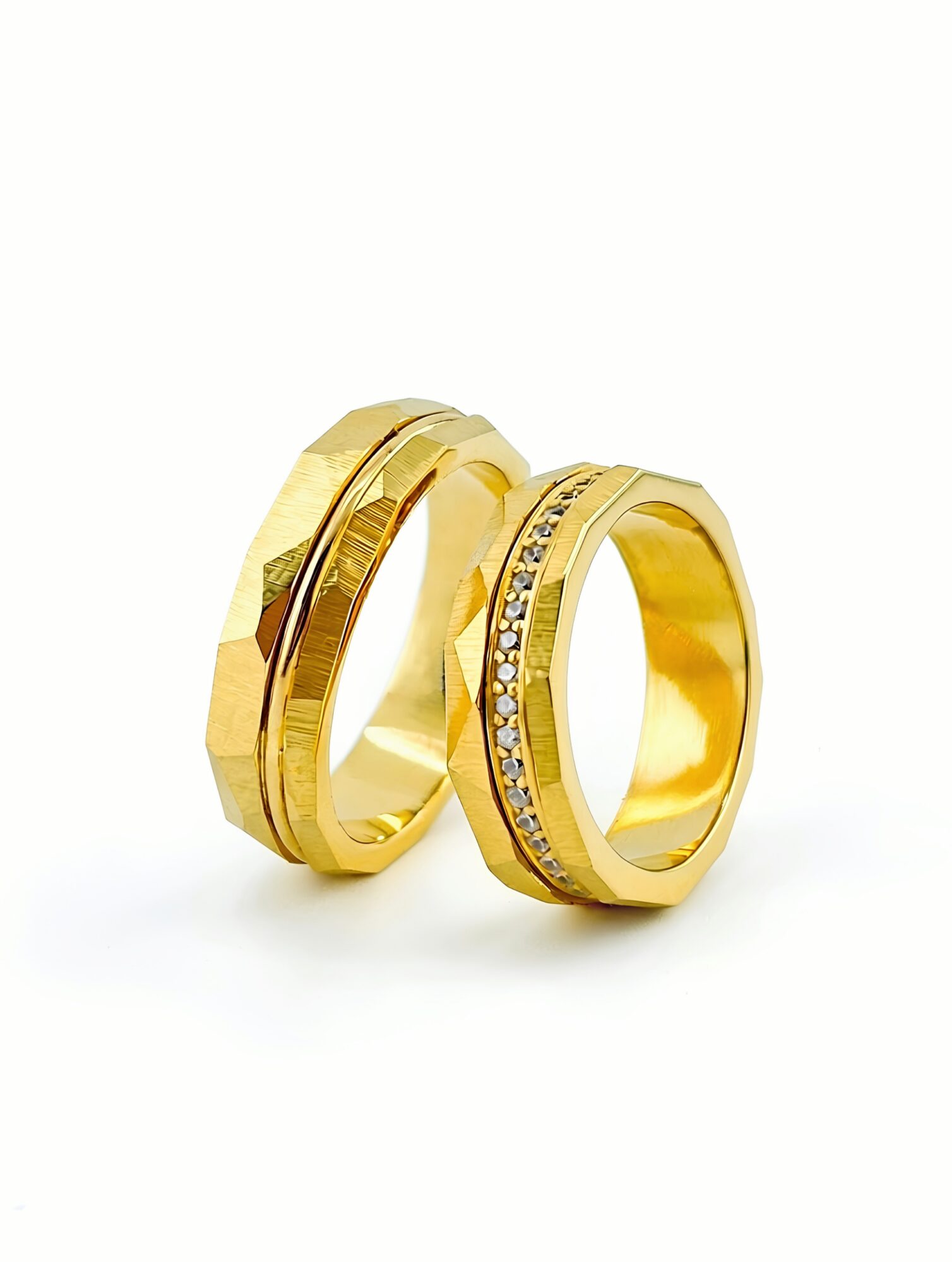 Nhẫn Đôi Diamond Cut - Khắc Dấu Tình Yêu