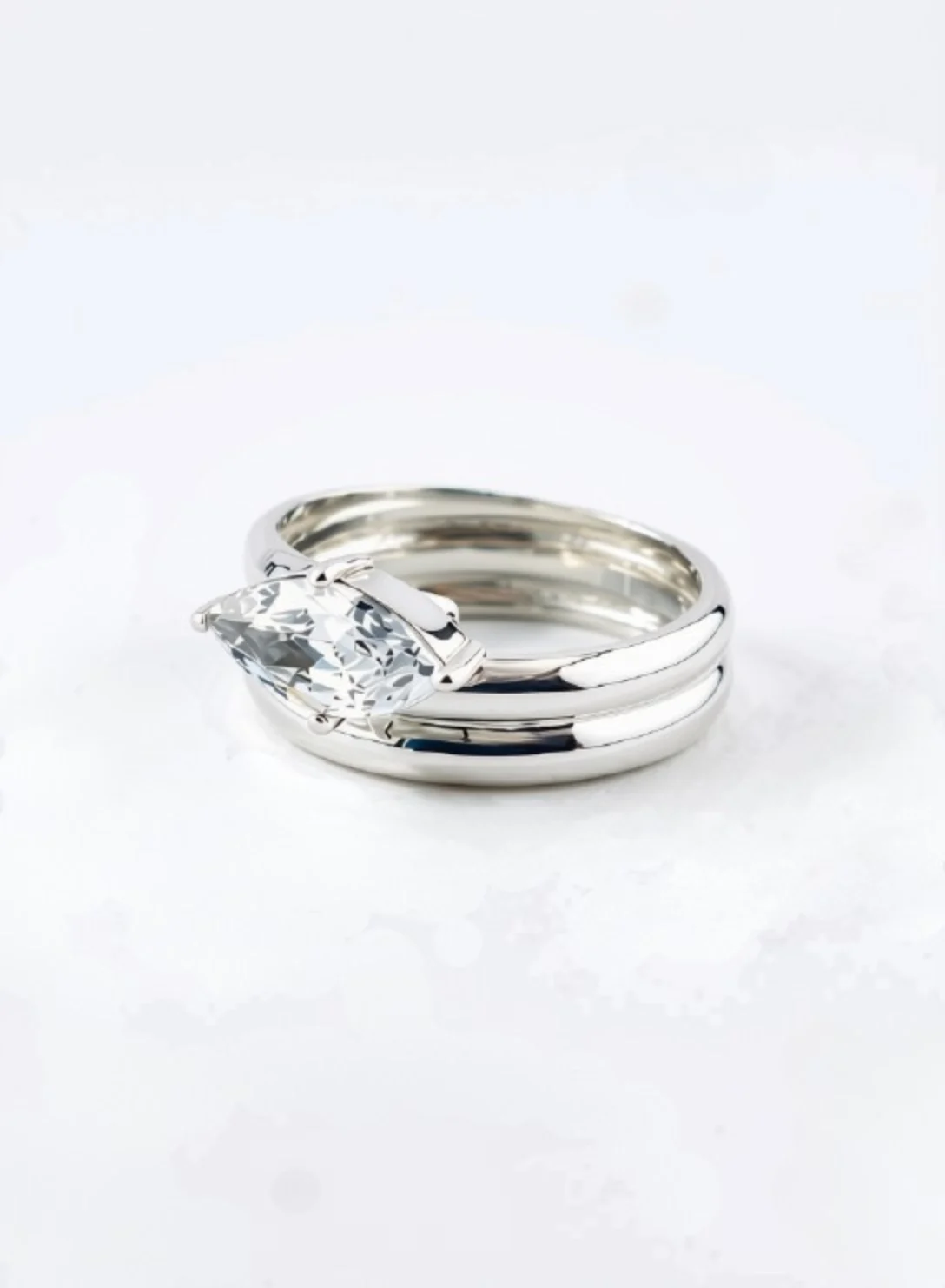 Nhẫn Nữ Duchess Teardrop